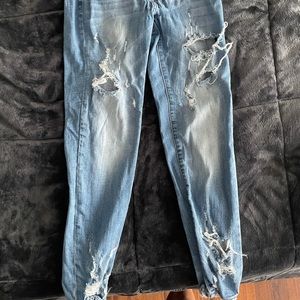 KanCan skinny jeans destroyed light wash 27 waist